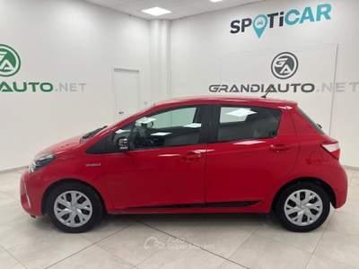 Toyota Yaris III 2017 -  5p 1.5h Lounge Red/Bronze Rosso usata Novi Ligure