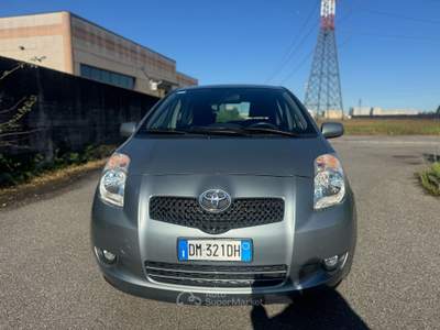 Toyota Yaris null usata Travagliato