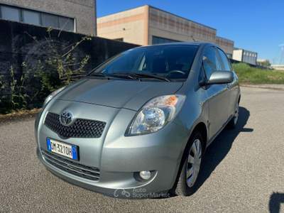 Toyota Yaris null usata Travagliato