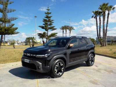 Dacia Duster Hybrid 140 CV Extreme Nero usata Gallipoli