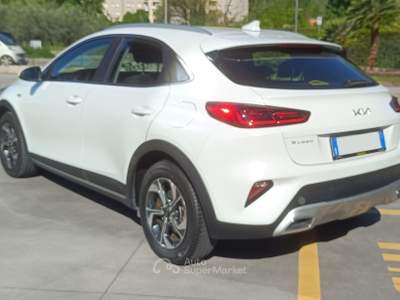 Kia XCeed 1.0 T-GDi GPL Urban Bianco usata SORA