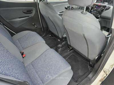 Lancia Ypsilon 1.0 FireFly 5 porte S&S Hybrid Bianco usata Lavis