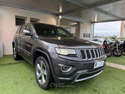 Jeep Grand Cherokee Gr. Cherokee 3.0 V6 CRD 250 MJT II Overl Grigio usata Spigno Saturnia