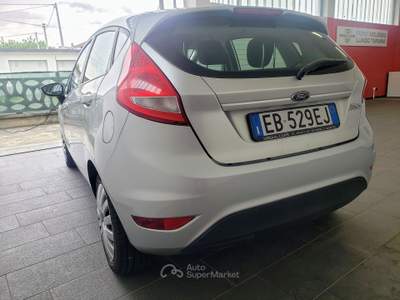 Ford Fiesta SI NEOPATENTATI usata MATHI