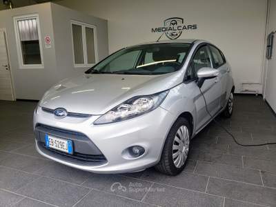 Ford Fiesta SI NEOPATENTATI usata MATHI