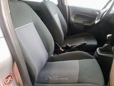 Ford Fiesta SI NEOPATENTATI usata MATHI