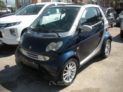 Smart ForTwo cabrio Blu/Azzurro usata Frosinone