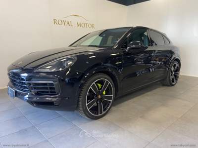 Porsche Cayenne Cayenne Coupè 3.0 V6 E-Hybrid SEDILI VENTILATI E RISCALDATI Nero usata Villorba