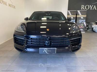 Porsche Cayenne Cayenne Coupè 3.0 V6 E-Hybrid SEDILI VENTILATI E RISCALDATI Nero usata Villorba