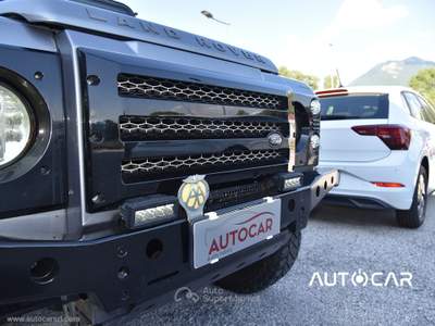 Land Rover Defender Defender 110 2.2 TD4 Station Wagon Argento usata Carsoli