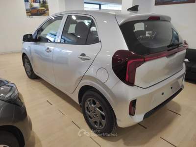 Kia Picanto 1.0 12V 5 porte Urban Modello 2026 usata Arcore