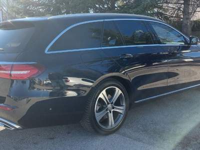 Mercedes-Benz Classe E Mercedes-Benz Classe E 220 S.W. Auto Business Sport Blu/Azzurro usata Campobasso