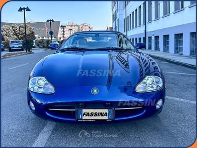 Jaguar XK XK8 4.2 Convertibile Blu/Azzurro usata Milano