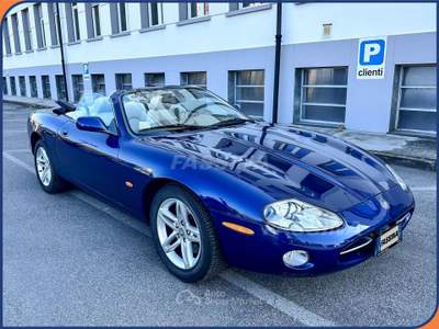 Jaguar XK XK8 4.2 Convertibile Blu/Azzurro usata Milano