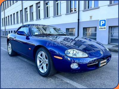 Jaguar XK XK8 4.2 Convertibile Blu/Azzurro usata Milano