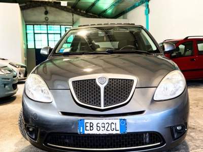 Lancia Ypsilon allestimento ecochic diva tetto panoramico Grigio usata Torino