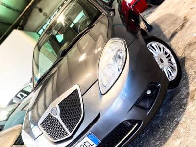 Lancia Ypsilon allestimento ecochic diva tetto panoramico Grigio usata Torino