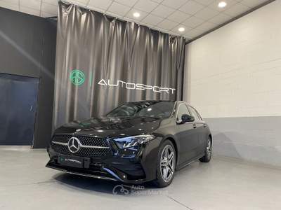 Mercedes-Benz Classe A A 200 d Automatic Premium AMG Line Nero usata Leini