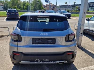 Jeep Avenger 1.2 Turbo 110 CV MHEV Altitude KM ZERO Grigio usata Modena