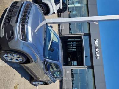 Jeep Avenger 1.2 Turbo 110 CV MHEV Altitude KM ZERO Grigio usata Modena