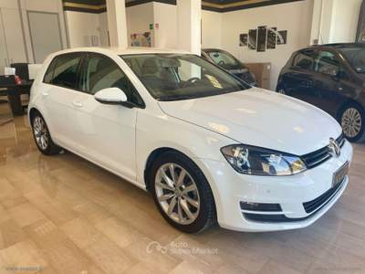 Volkswagen Golf Golf 2.0 TDI 5p. Highline BMT Bianco usata San Mauro Pascoli