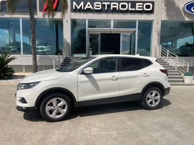 Nissan Qashqai 1.5 dCi Business Bianco usata Lucugnano