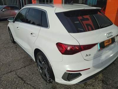 Audi A3 SPB 30 g-tron S tronic S line edition Bianco usata Castegnato