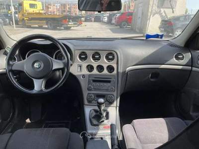 Alfa Romeo 159 1.9 JTDm 16V Sportwagon Distinctive Argento usata Pieve di Cento