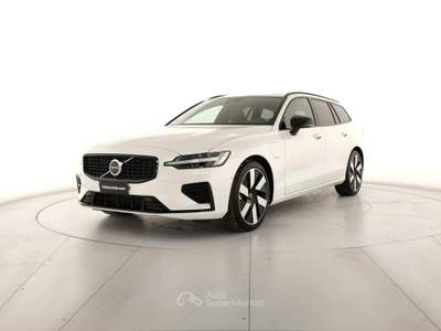 Volvo V60 T6 Plug-in Hybrid AWD automatico Ultra Dark Bianco usata Modena