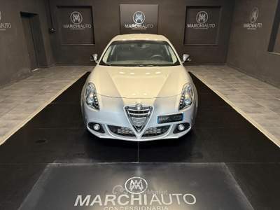 Alfa Romeo Giulietta 2.0 JTDm-2 150 CV Exclusive Argento usata Bastia Umbra