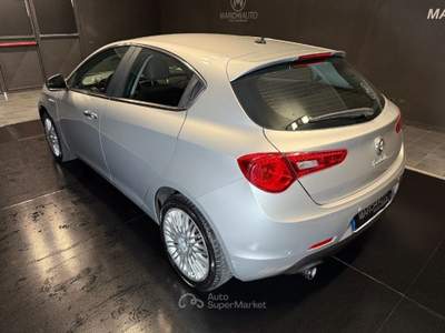 Alfa Romeo Giulietta 2.0 JTDm-2 150 CV Exclusive Argento usata Bastia Umbra