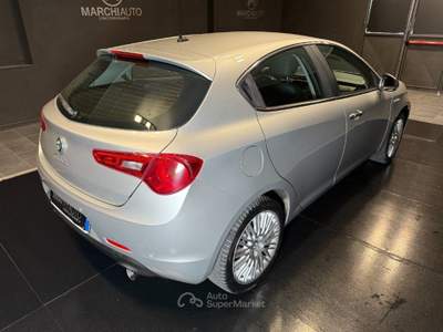 Alfa Romeo Giulietta 2.0 JTDm-2 150 CV Exclusive Argento usata Bastia Umbra