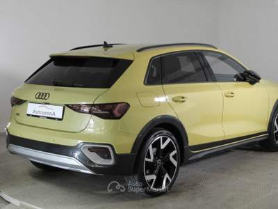 Audi A3 allstreet 35 TFSI S tronic Identity Contrast Giallo usata Paruzzaro