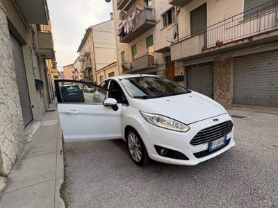 Ford Fiesta ford fiesta  Bianco usata Fabriano