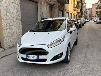 Ford Fiesta ford fiesta  Bianco usata Fabriano