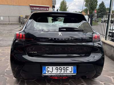 Peugeot 208 1.2 puretech GT s&s 100cv Unico Proprietario Nero usata Lesmo