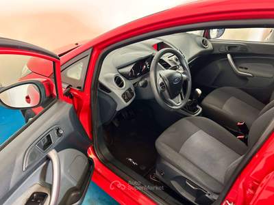 Ford Fiesta - 1,2cc 60cv - 5 PORTE - UNIPROPRIETARIO - NEOPATENTATO Rosso usata Oderzo