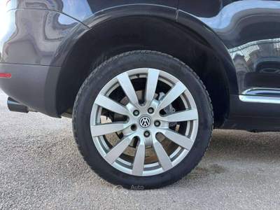 Volkswagen Touareg Touareg I 2003 3.0 V6 tdi tiptronic dpf Nero usata Giugliano in Campania