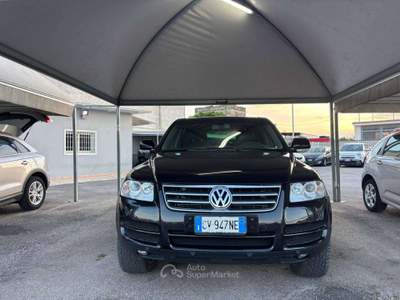 Volkswagen Touareg Touareg I 2003 3.0 V6 tdi tiptronic dpf Nero usata Giugliano in Campania