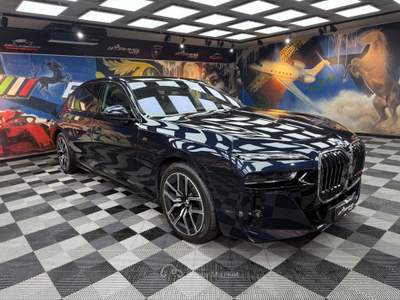 BMW Serie 7 740d 740 740d xDrive Msport Pro (902) Blu/Azzurro usata Calenzano