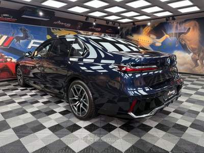 BMW Serie 7 740d 740 740d xDrive Msport Pro (902) Blu/Azzurro usata Calenzano