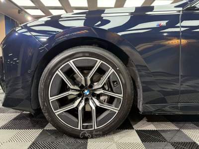 BMW Serie 7 740d 740 740d xDrive Msport Pro (902) Blu/Azzurro usata Calenzano
