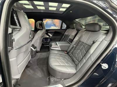 BMW Serie 7 740d 740 740d xDrive Msport Pro (902) Blu/Azzurro usata Calenzano