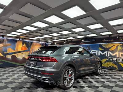 Audi Q8 286 CV quattro tiptronic (307) Grigio usata Calenzano