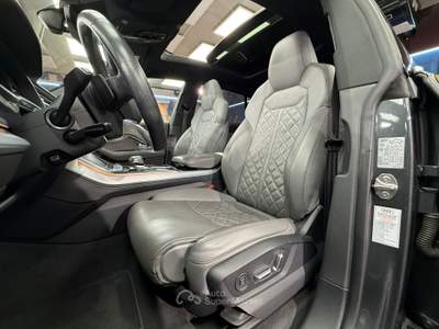 Audi Q8 286 CV quattro tiptronic (307) Grigio usata Calenzano