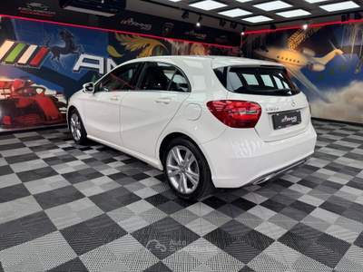 Mercedes-Benz Classe A A 180 d Automatic Business (529) Bianco usata Calenzano