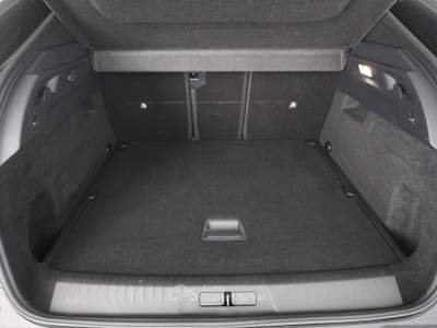 Peugeot 3008 3008 Hybrid 136 e-DCS6 Allure Blu/Azzurro usata Milano