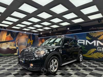 MINI Cooper Countryman 1.5 Hype ALL4 (835) Nero usata Calenzano MINI Cooper Countryman 1.5 Hype ALL4 (835) Nero usata Calenzano