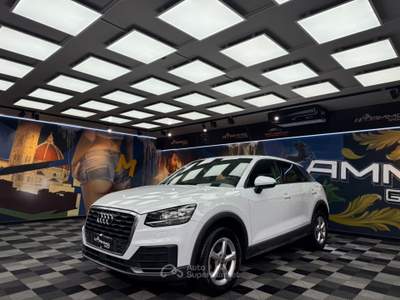 Audi Q2 S tronic Business (645) Bianco usata Calenzano