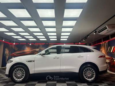 Jaguar F-Pace 2.0d Pure awd 180cv auto (379) Bianco usata Calenzano